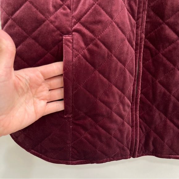 Chico's Quilted Velvet Vest Plum Wine Maroon Size 1 US Small NWT - Picture 2 of 8